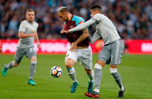 但以团队为 但以团队为