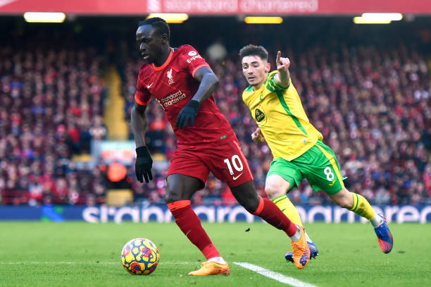 各个队员充 各个队员充