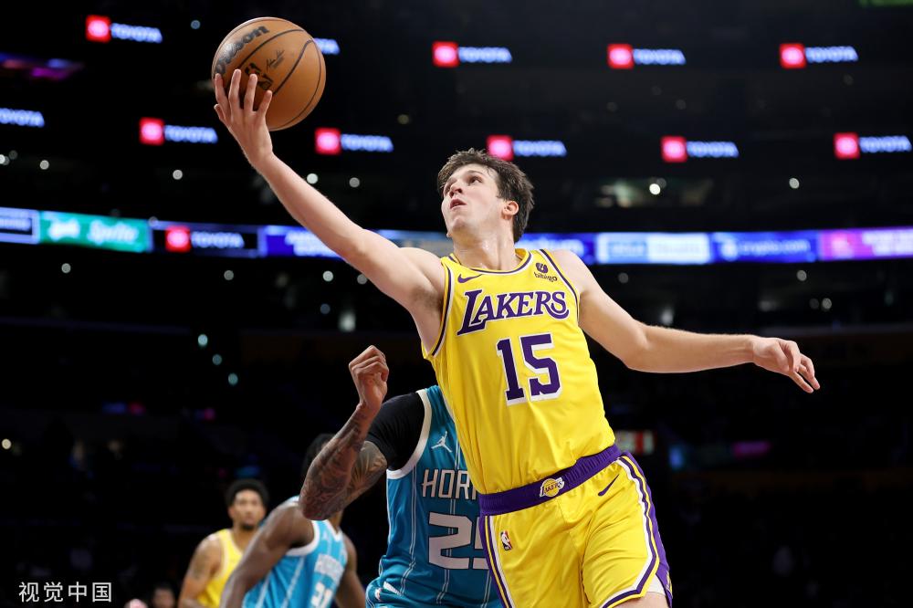 年轻球员都 年轻球员都